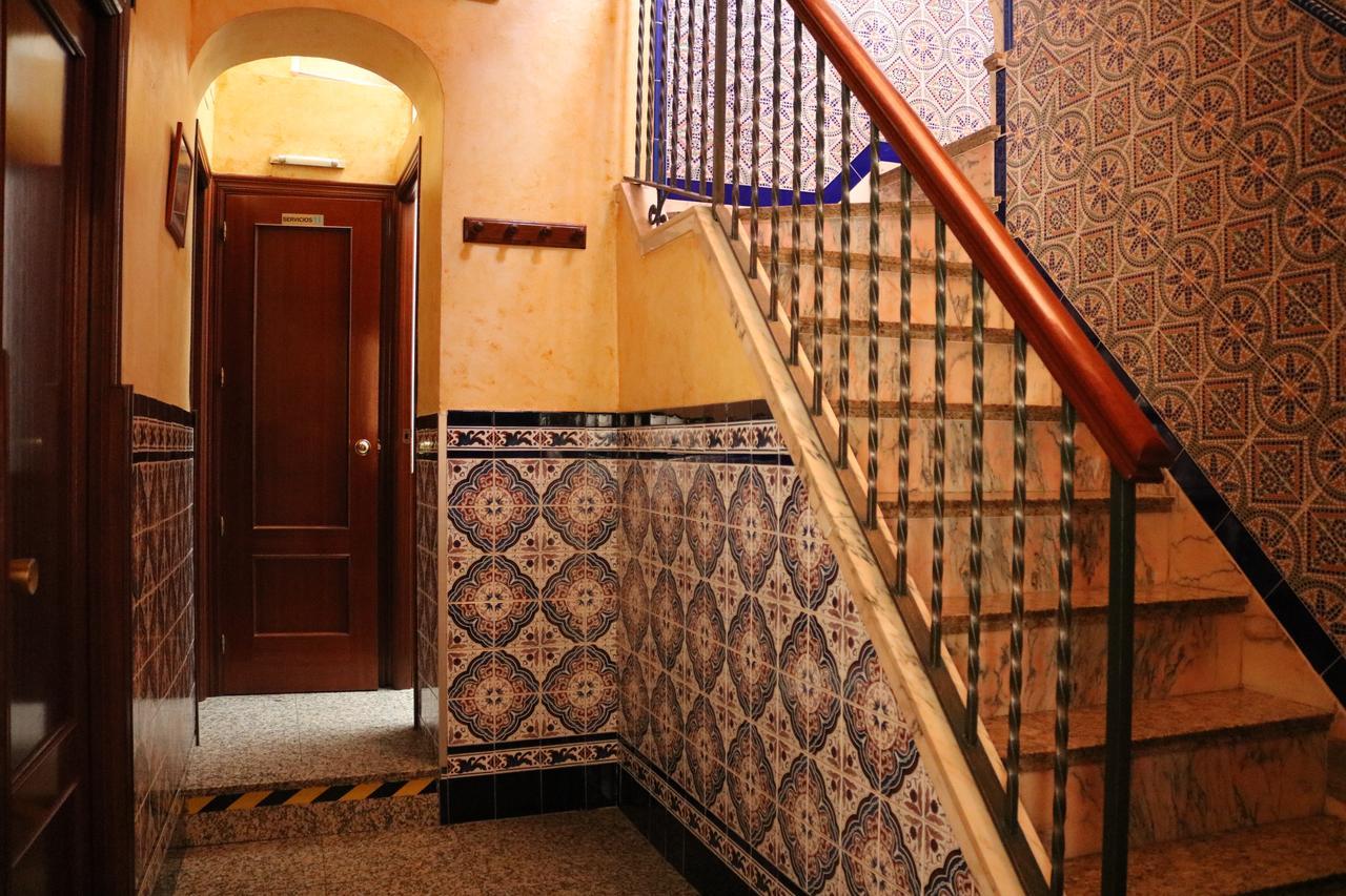 Pension Dulces Suenos Севілья Екстер'єр фото