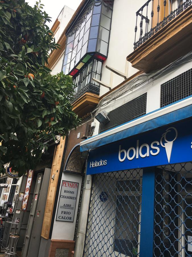 Pension Dulces Suenos Севілья Екстер'єр фото